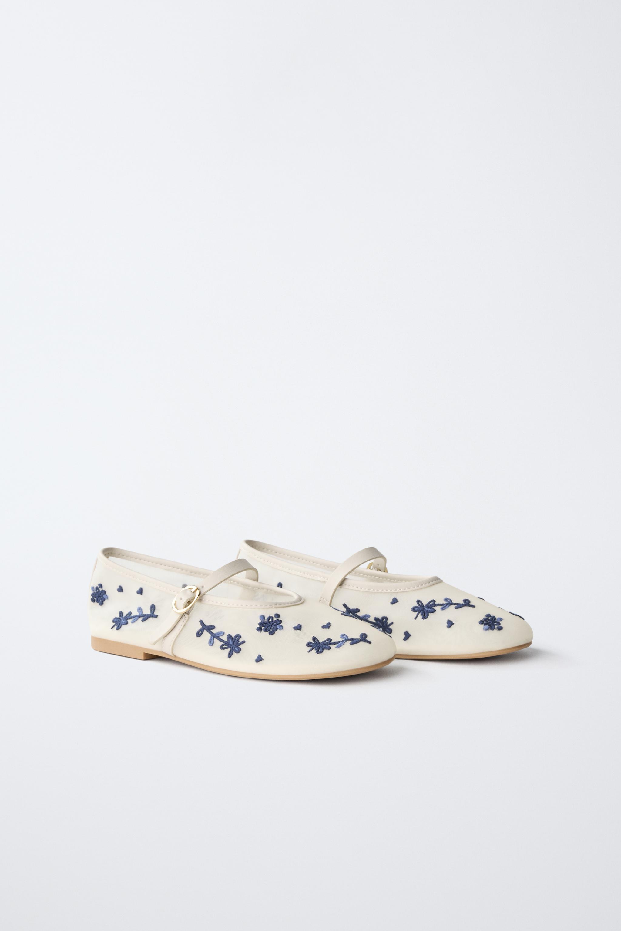 FLORAL EMBROIDERED BALLET FLATS — White