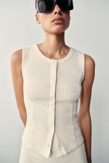 RIBBED BUTTON-UP WAISTCOAT - Ecru by Zara