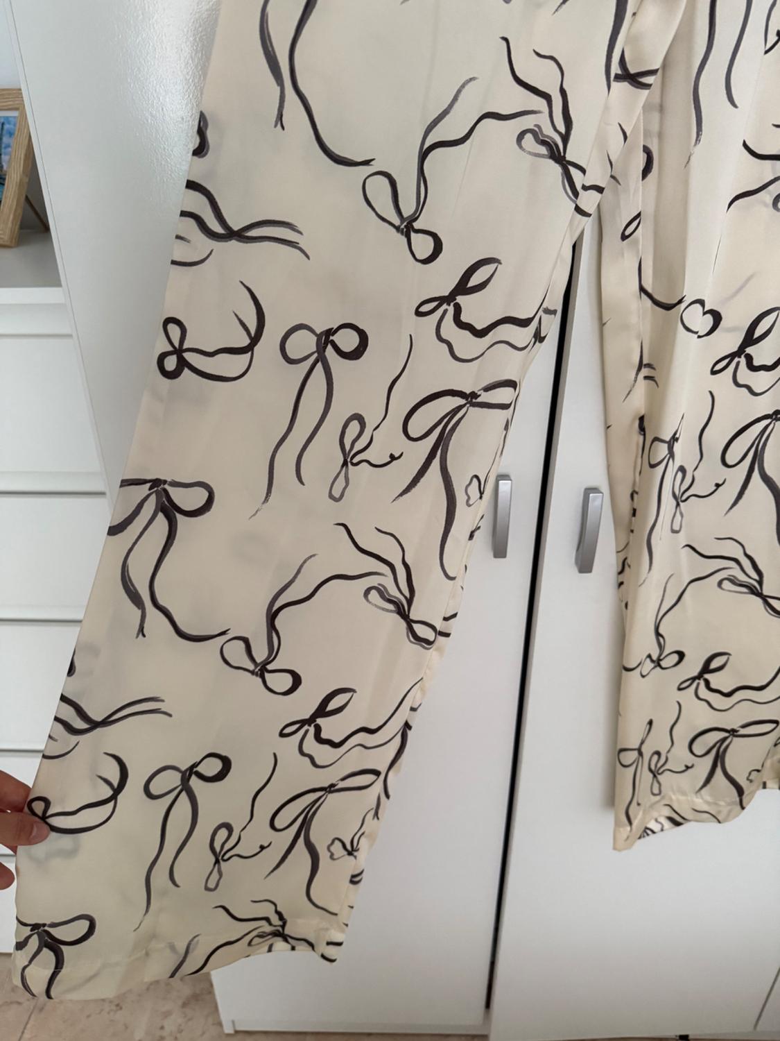 PRINTED PYJAMA BOTTOMS - Image 3