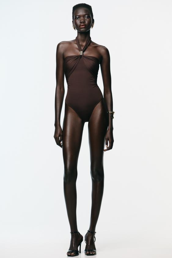 BODY EN POLYAMIDE HALTER PIÈCE MÉTALLIQUE - Marron foncé de Zara - Image 0