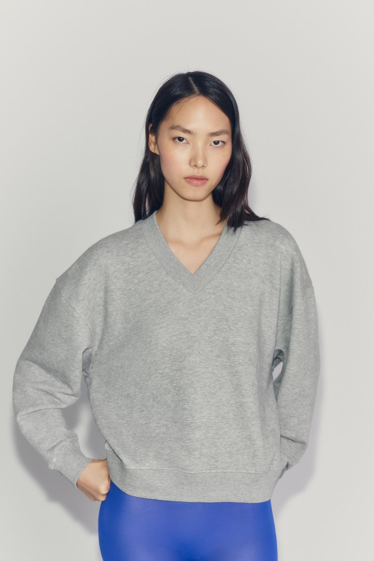 V-NECK SWEATSHIRT — Gray marl