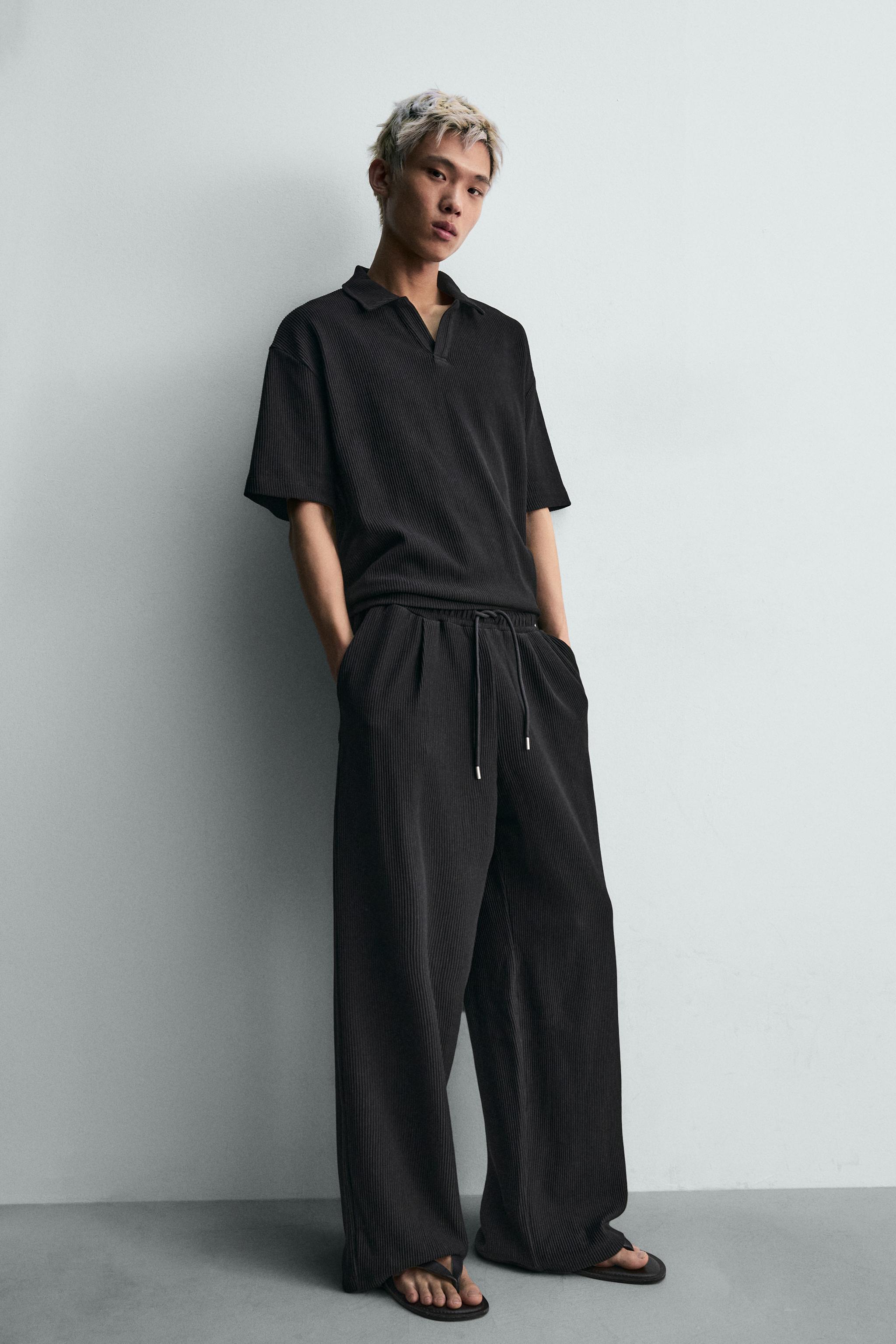 リラックスフィットオットマンプリーツパンツ - ブラック | ZARA Japan リラックスフィットオットマンプリーツパンツ - ブラック | ZARA Japan