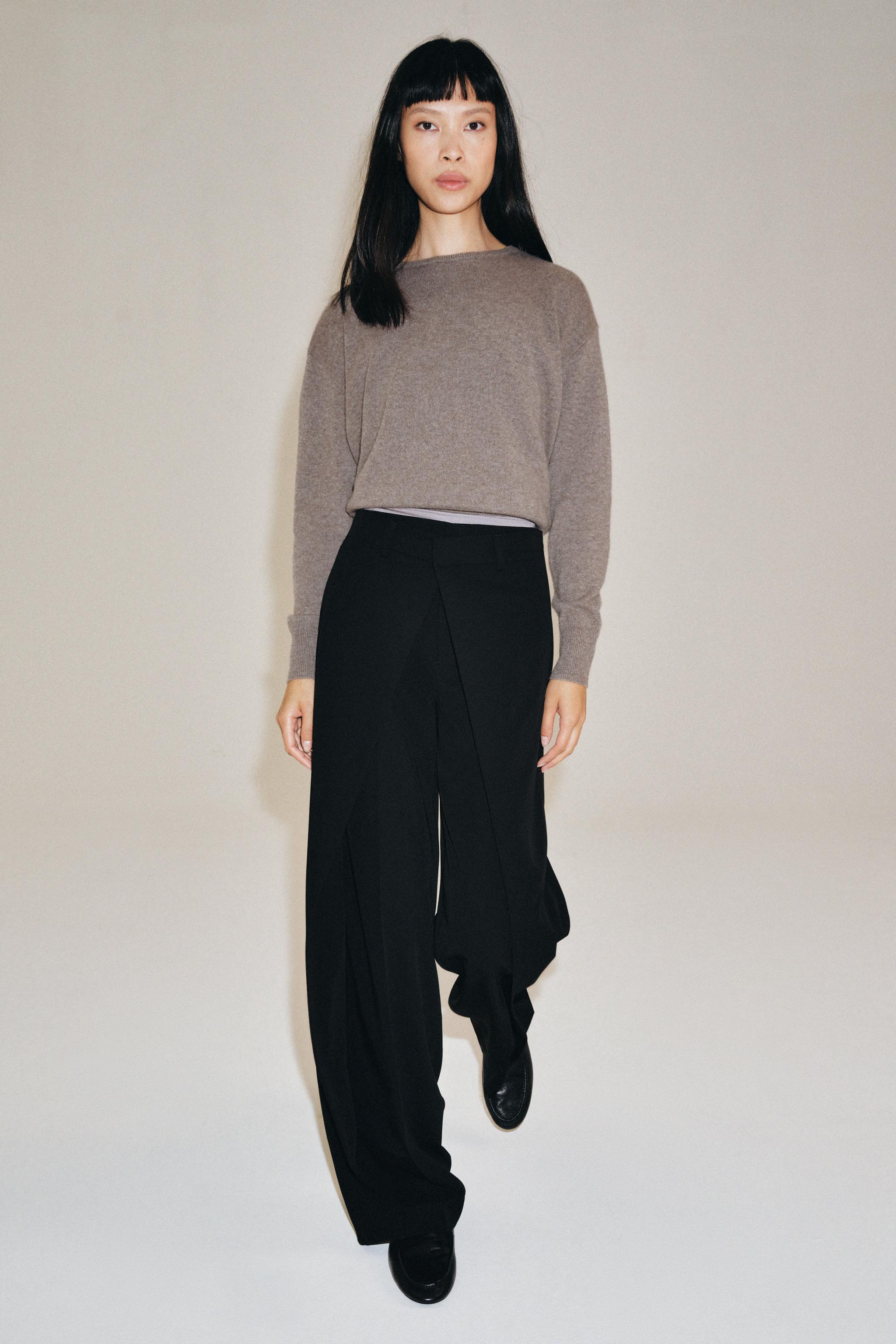 ZW COLLECTION FRONT PLEAT TROUSERS — Black