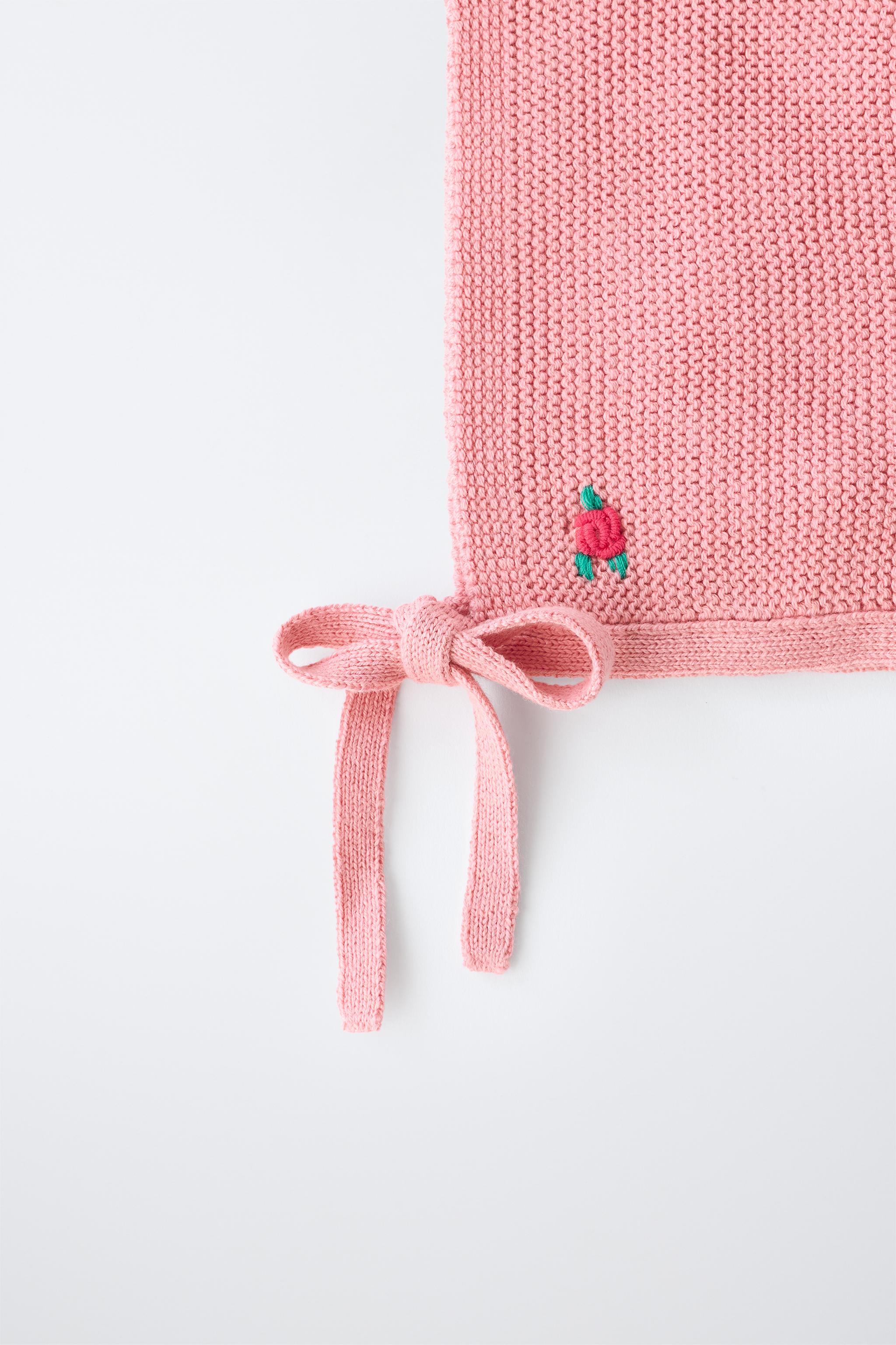 100% COTTON EMBROIDERED KNIT BONNET — Light pink