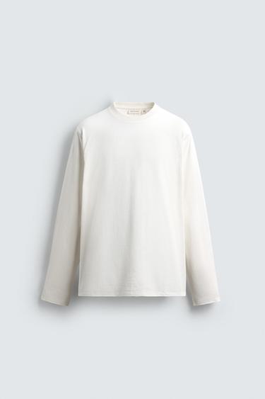 تيشرت بأكمام طويلة وخياطة - أبيض مكسور الخاص بـ Zara