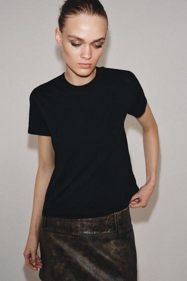 Zara PAMUČNA MAJICA OD FLAME TKANINE – Crna