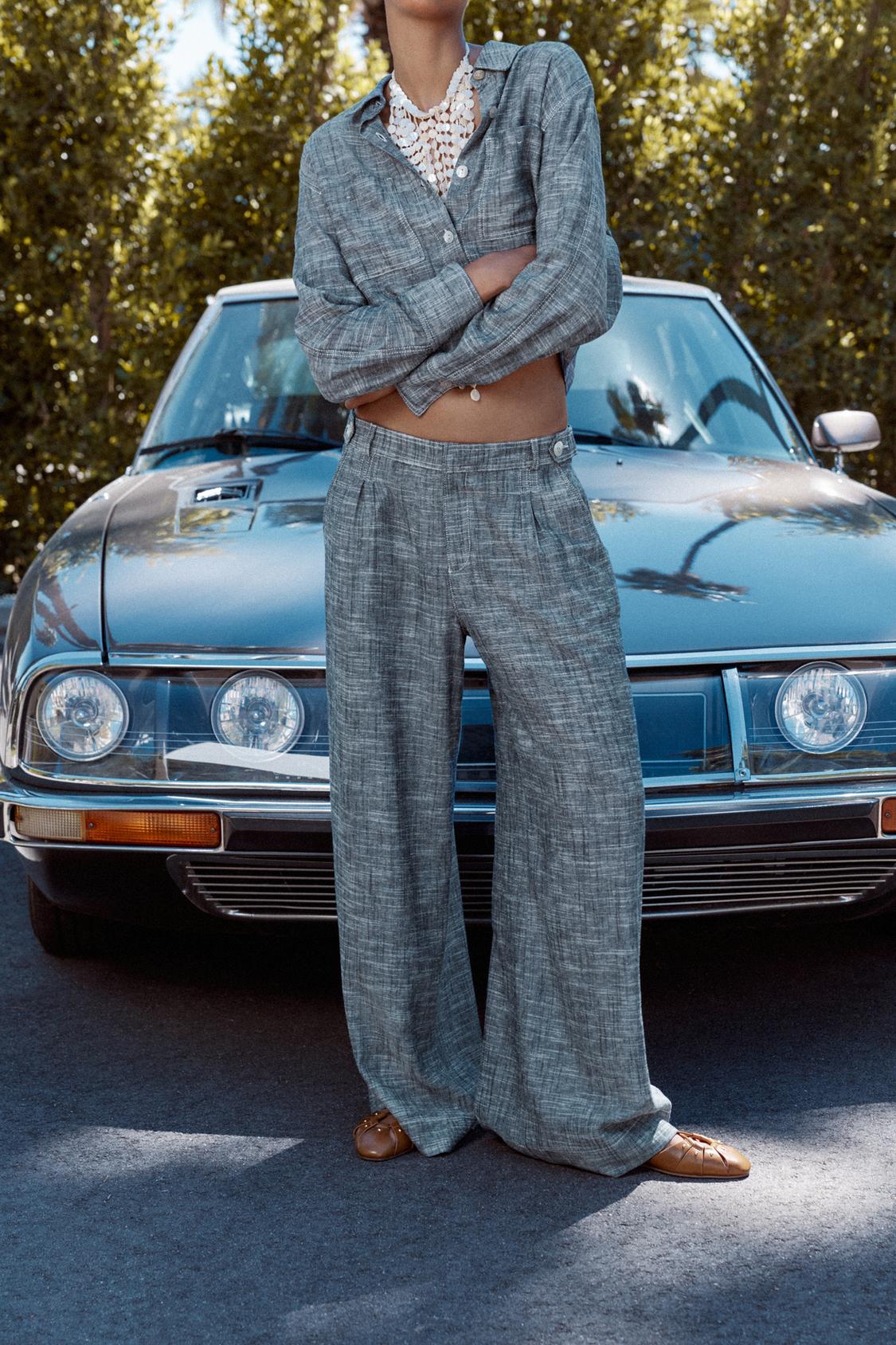 PLEATED WIDE LEG PANTS