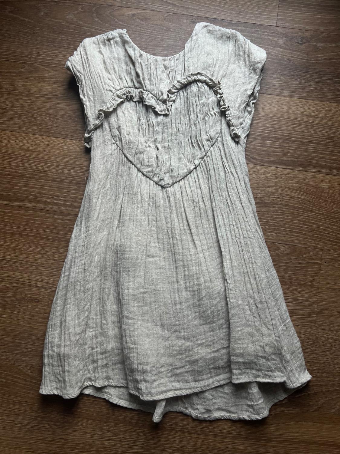 STRUCTURED HEART DRESS
