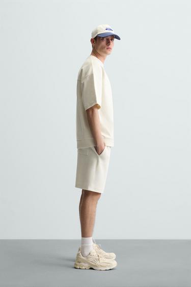 BERMUDA INTERLOCK TÉCNICA - Blanco roto de Zara