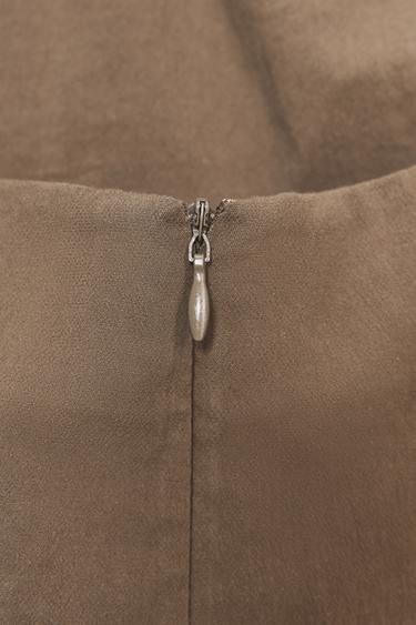 ROBE MIDI HALTER ORNEMENT - Marron de Zara - Image 9