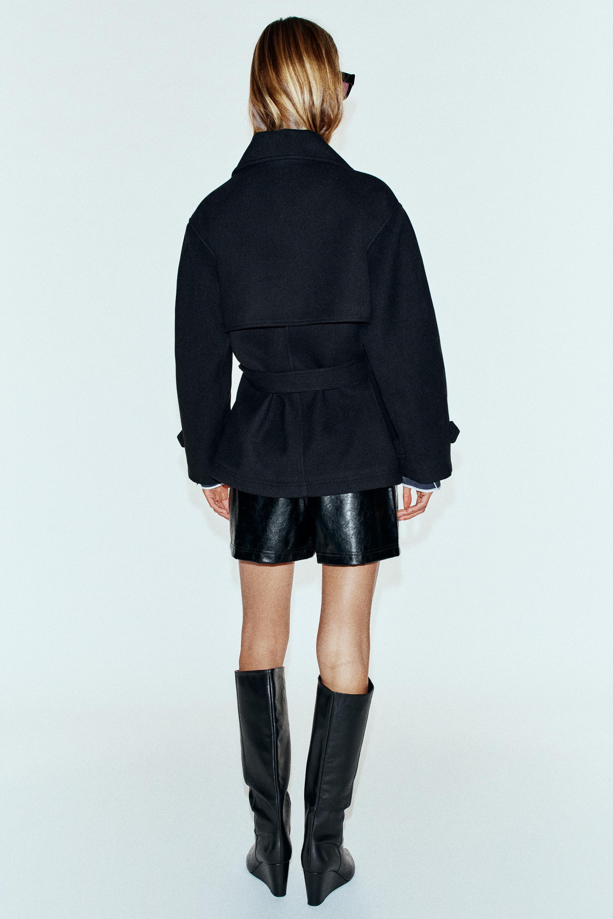 DOUBLE-BREASTED COAT WITH BELT