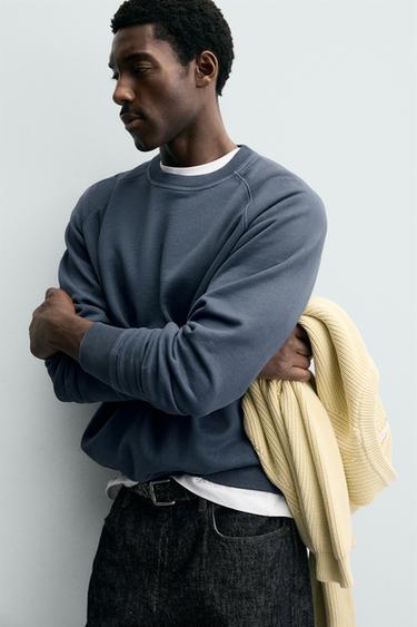 BASIC FADED CREWNECK SWEATSHIRT - Blue by Zara - Image 4