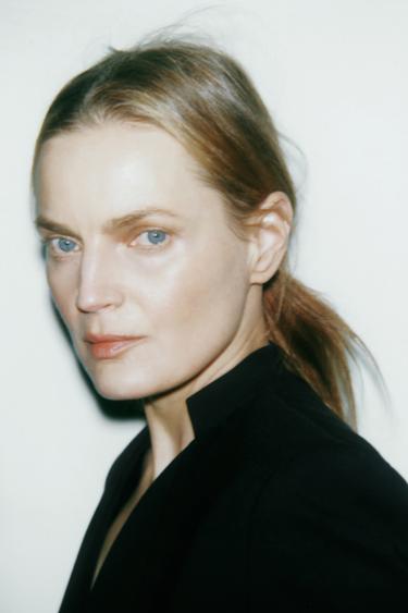ZW COLLECTION LIMITED EDITION MINIMALIST LONG BLAZER - Black by Zara - Image 8