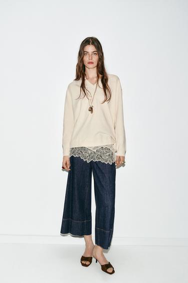 PULL LONG EN MAILLE BIMATIÈRE AVEC DENTELLE - Vanille de Zara