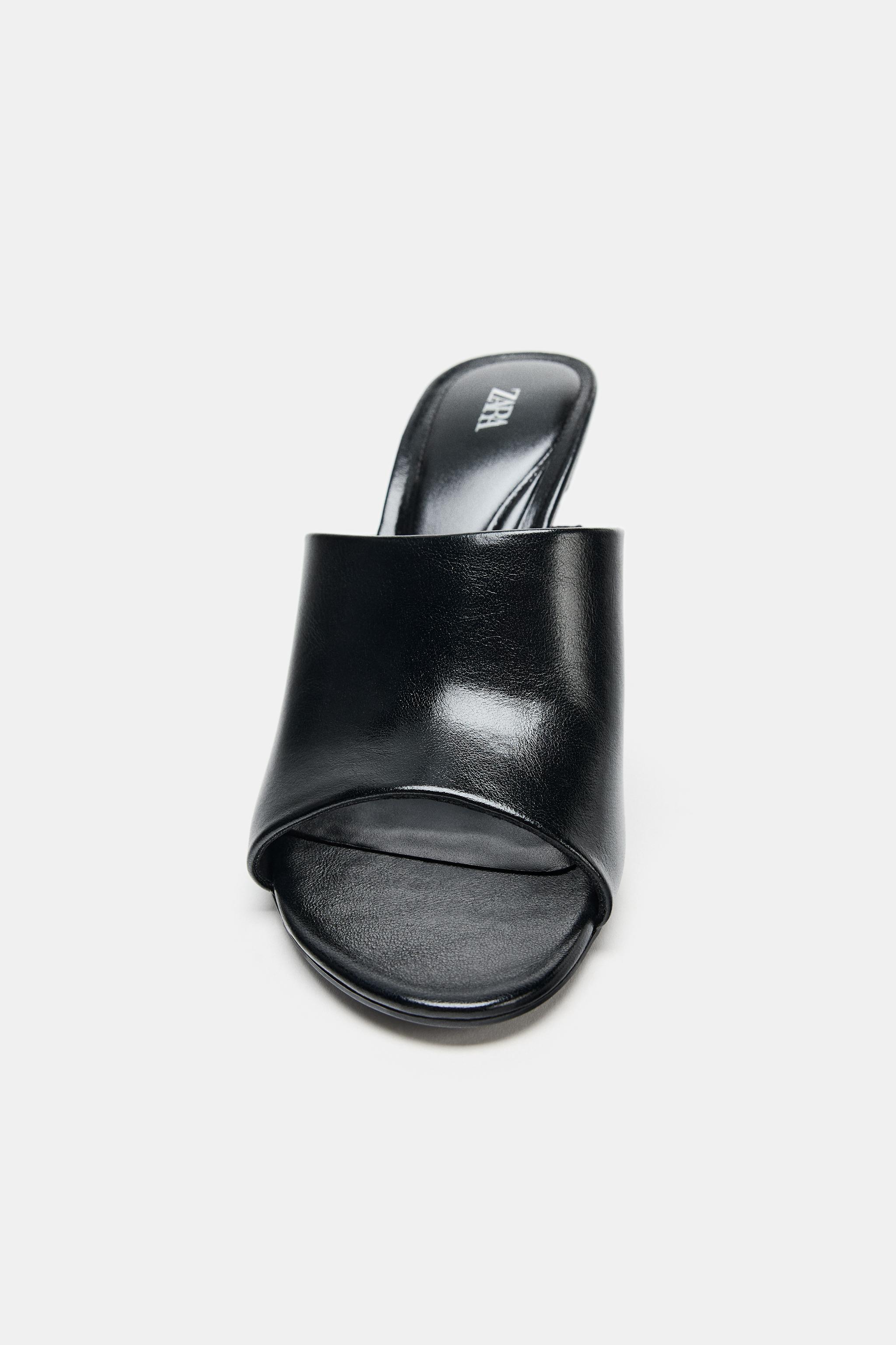 MULES À TALONS FINS