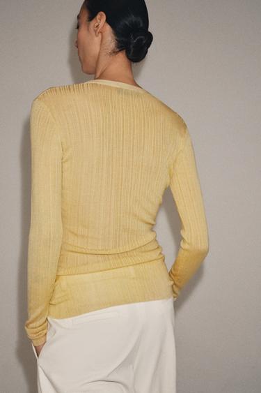 GILET EN MAILLE CÔTELÉ - Jaune de Zara - Image 2