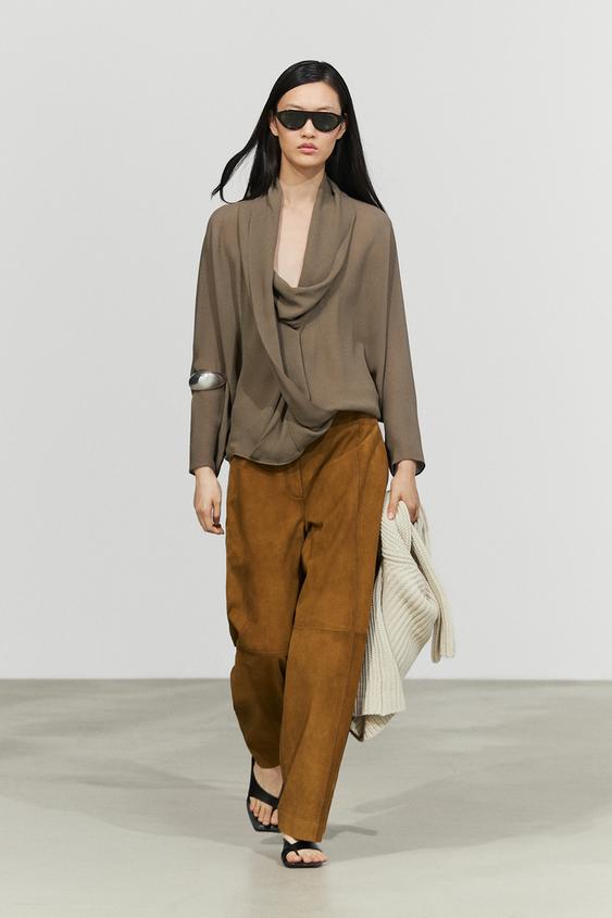 Blouse fluide croisée à col drapé - Kaki foncé de Zara - Image 0