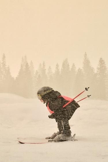 WATER-RESISTANT AND WINDPROOF DOWN AND FEATHER PUFFER JACKET RECCO® SYSTEM SKI COLLECTION - Black by Zara