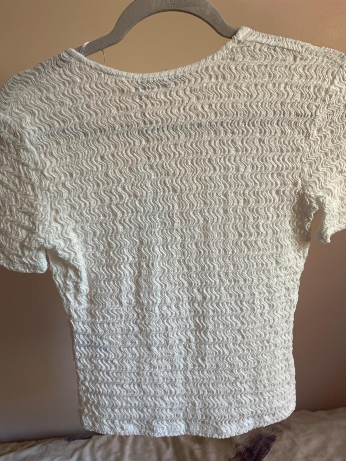 BOW TRIM TEXTURED TOP - Image 2