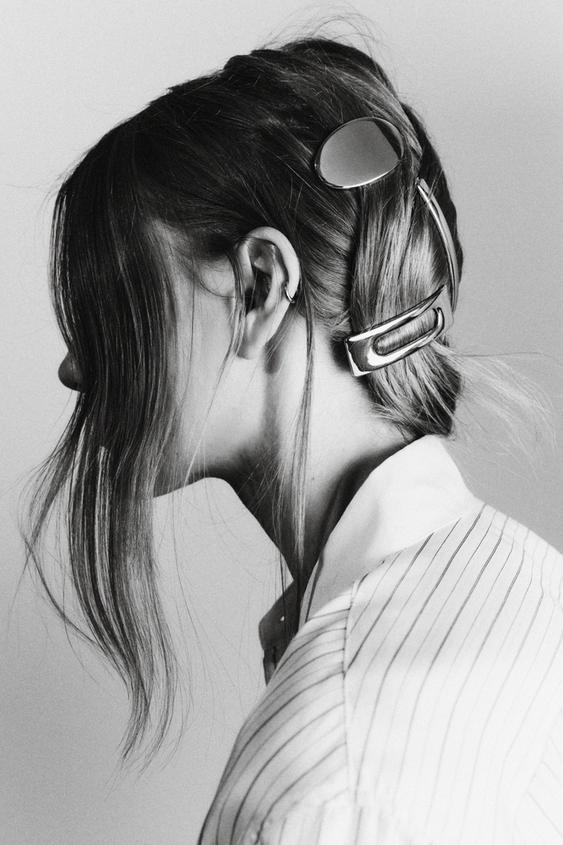 3-PACK OF METALLIC GEOMETRIC HAIR SLIDES - Golden by Zara - Image 1