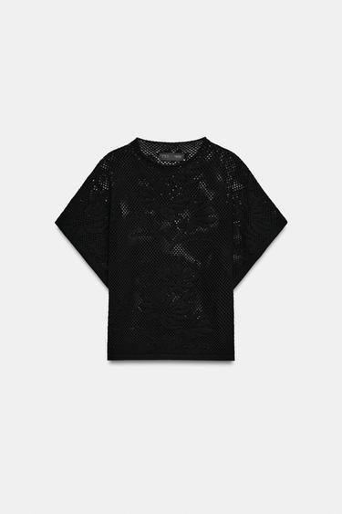 توب محاك بنقشة مخرمة - أسود by Zara