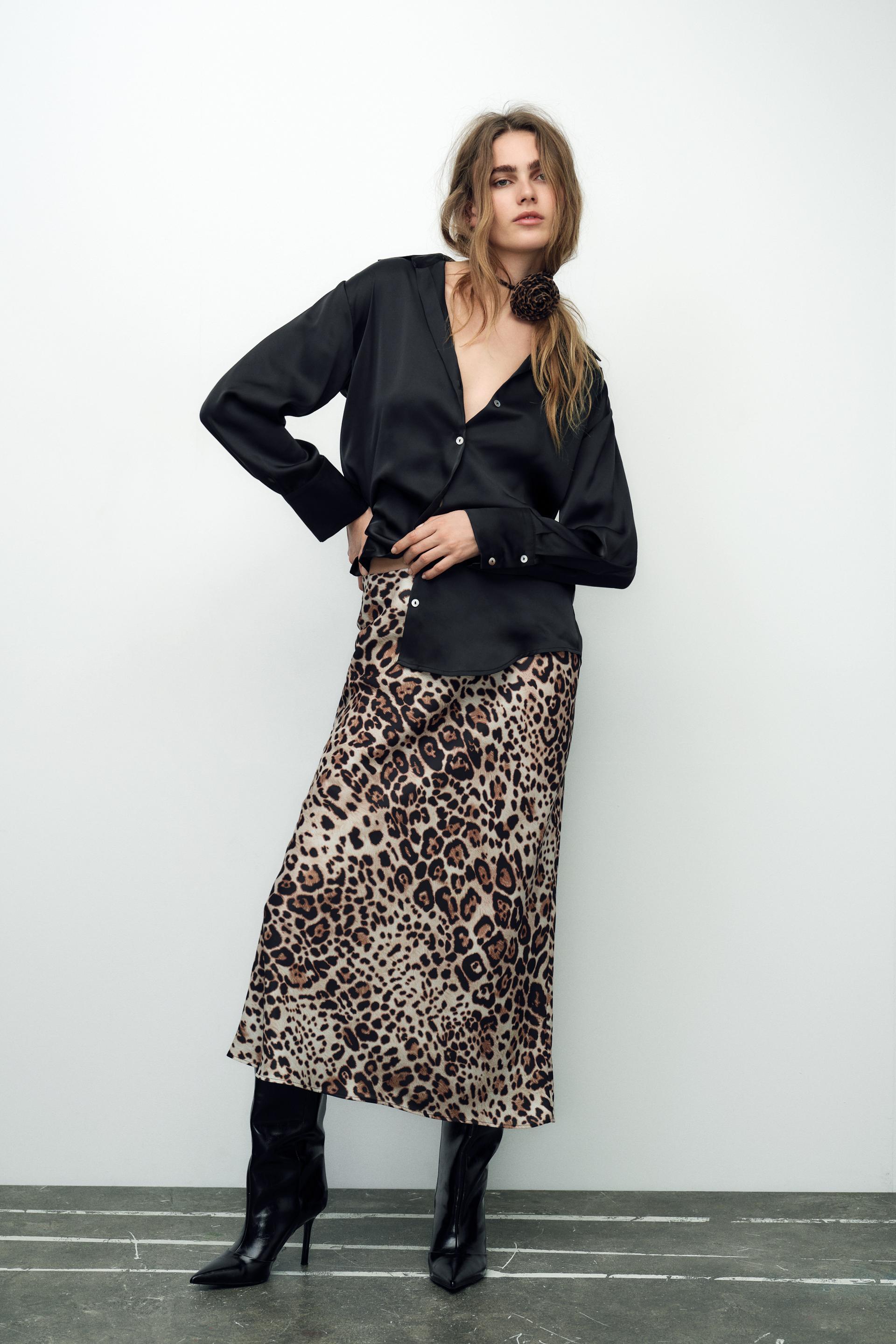 ANIMAL PRINT MIDI SKIRT