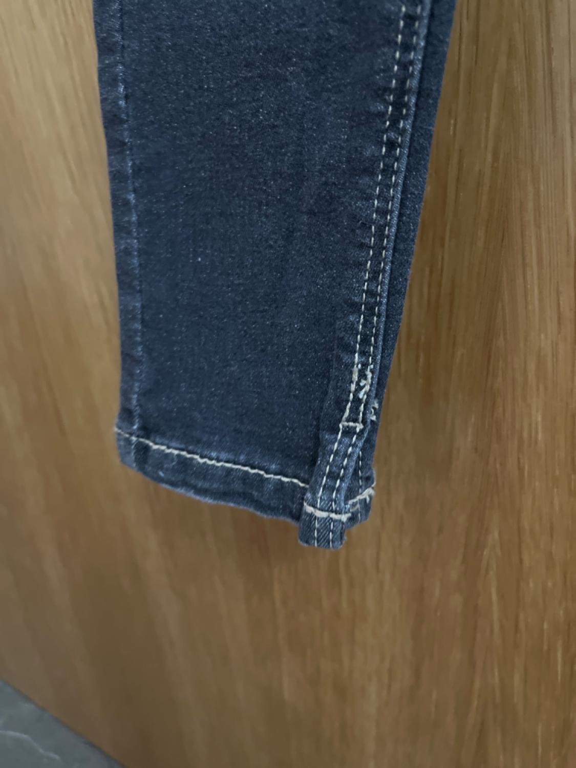 SLIM FIT JEANS WITH POCKETS - Image 6