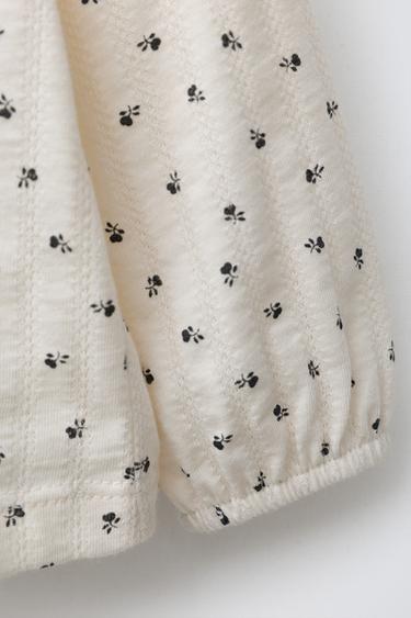 HAUT À COL CLAUDINE ET FLEURS - Écru de Zara - Image 2