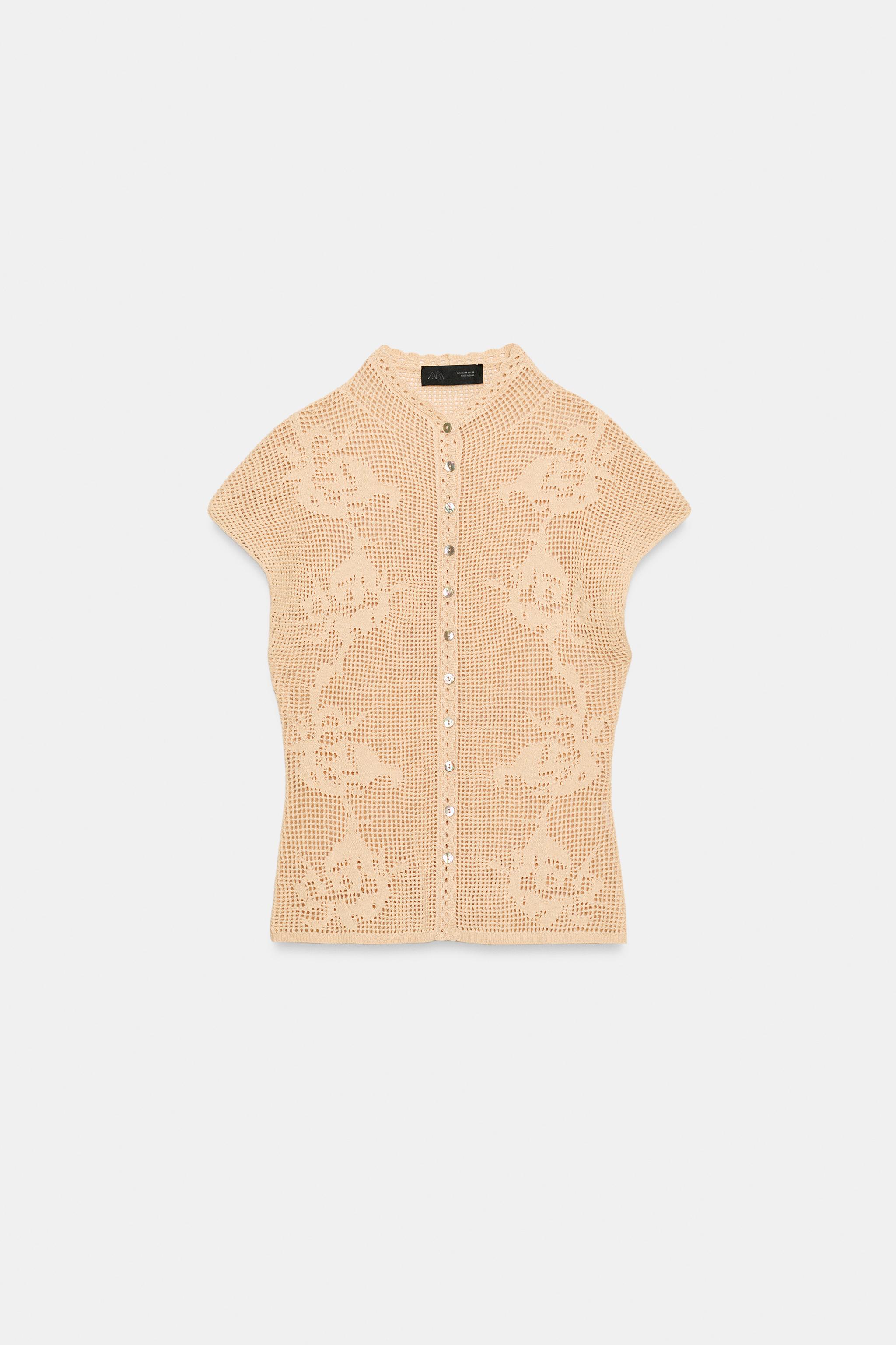 TOP EN MAILLE POINTELLE