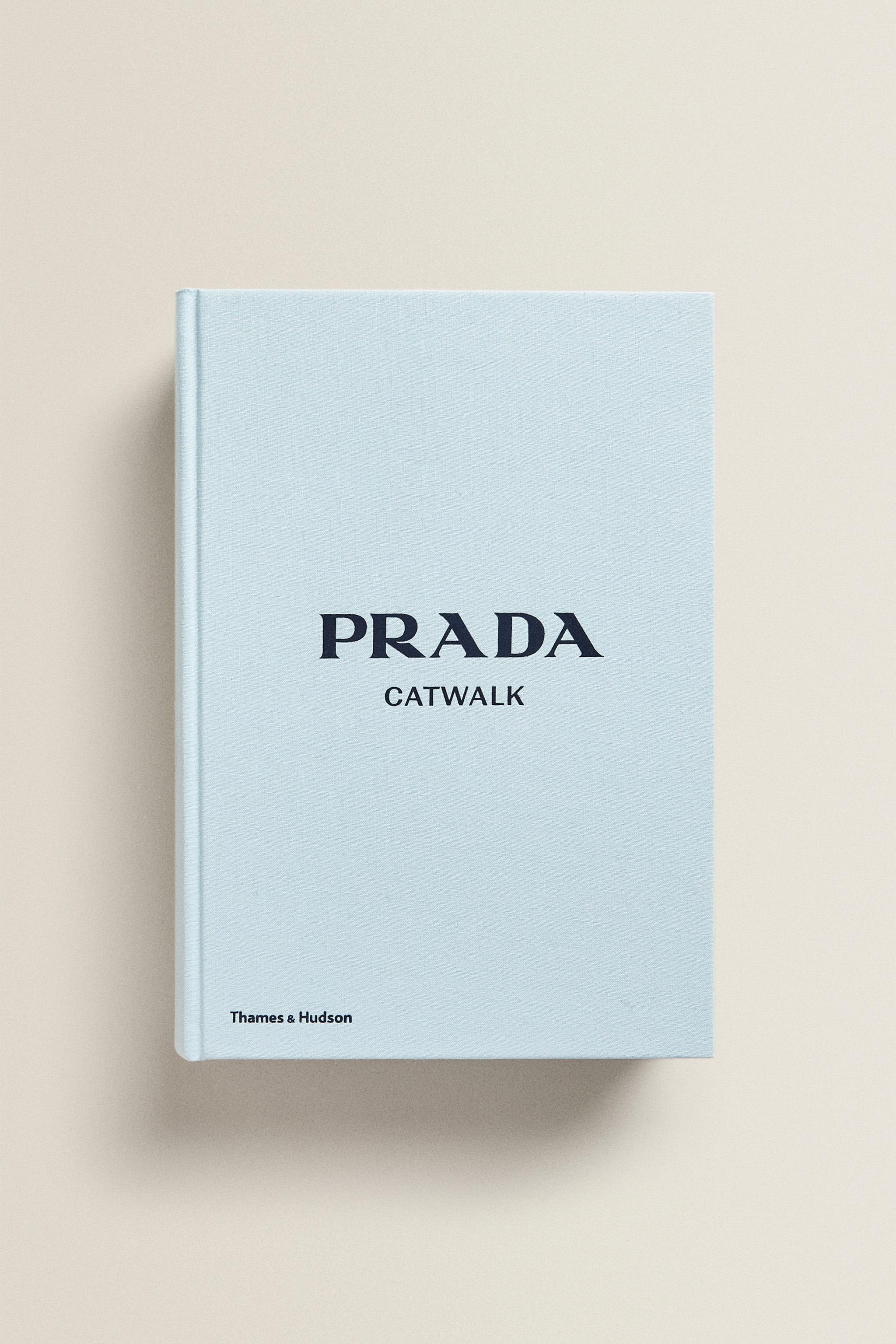 PRADA CATWALK BOOK (ENGLISH)