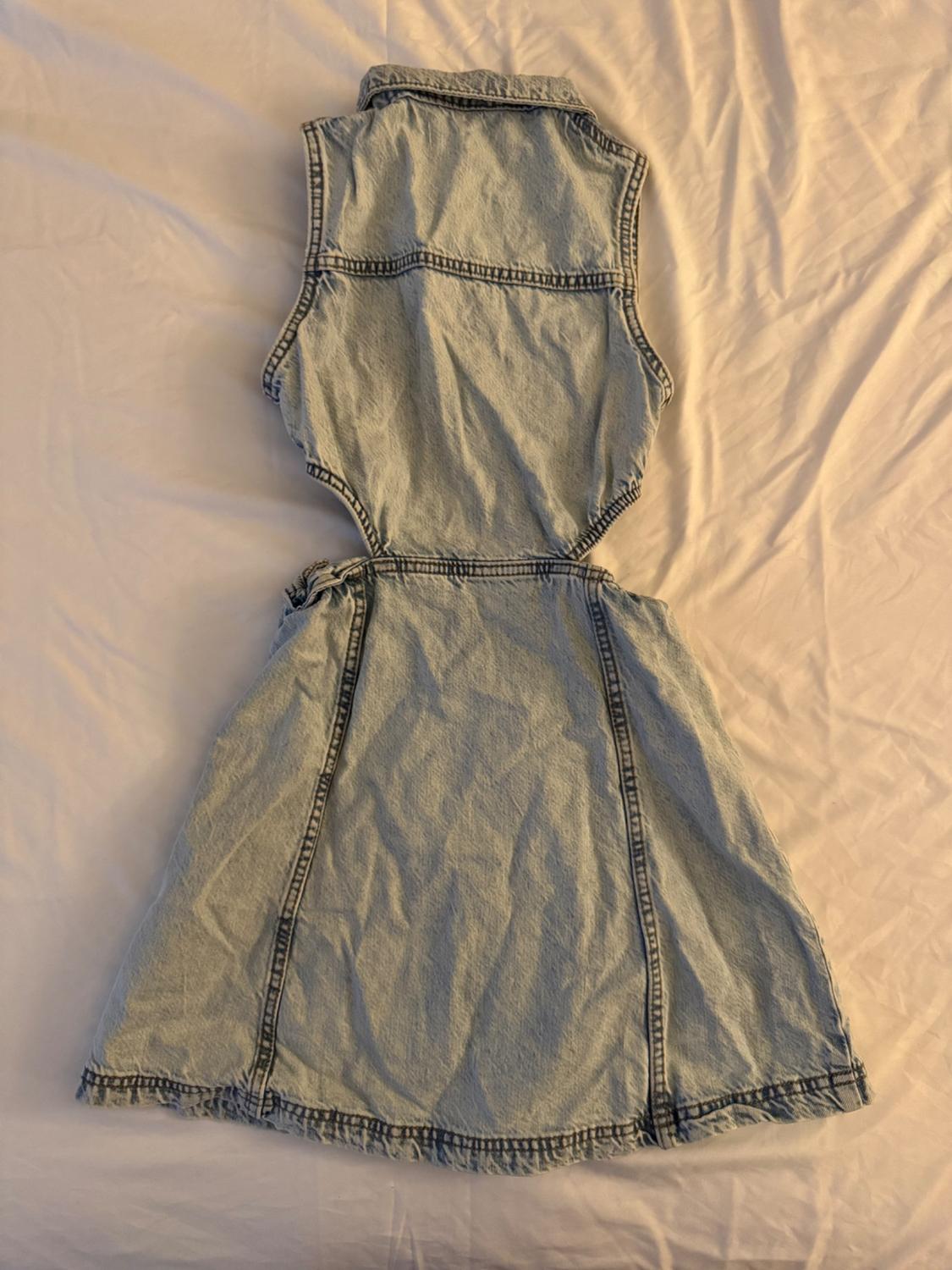 DENIM CUT OUT DRESS - Image 2