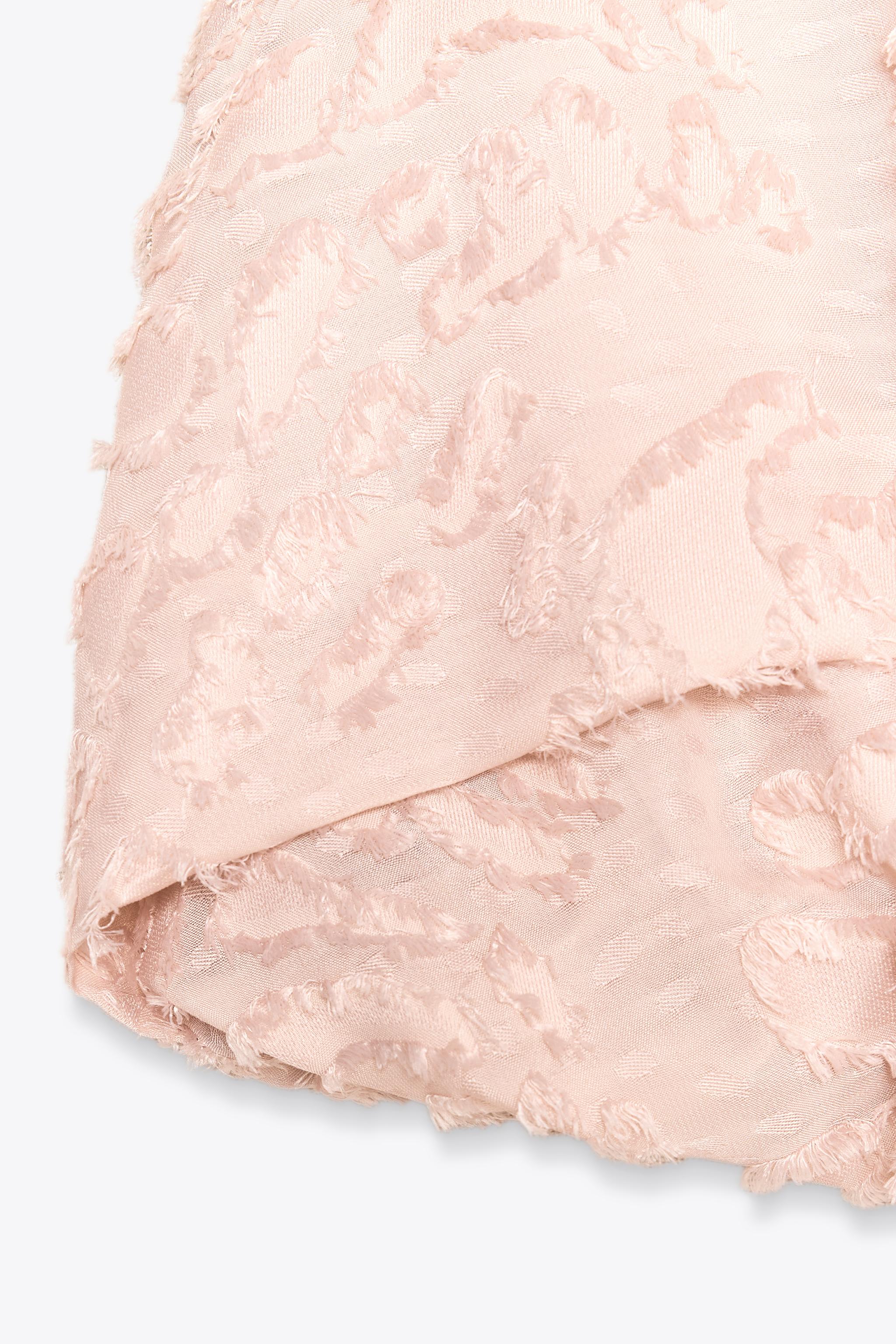 BALLOON TEXTURED TOP