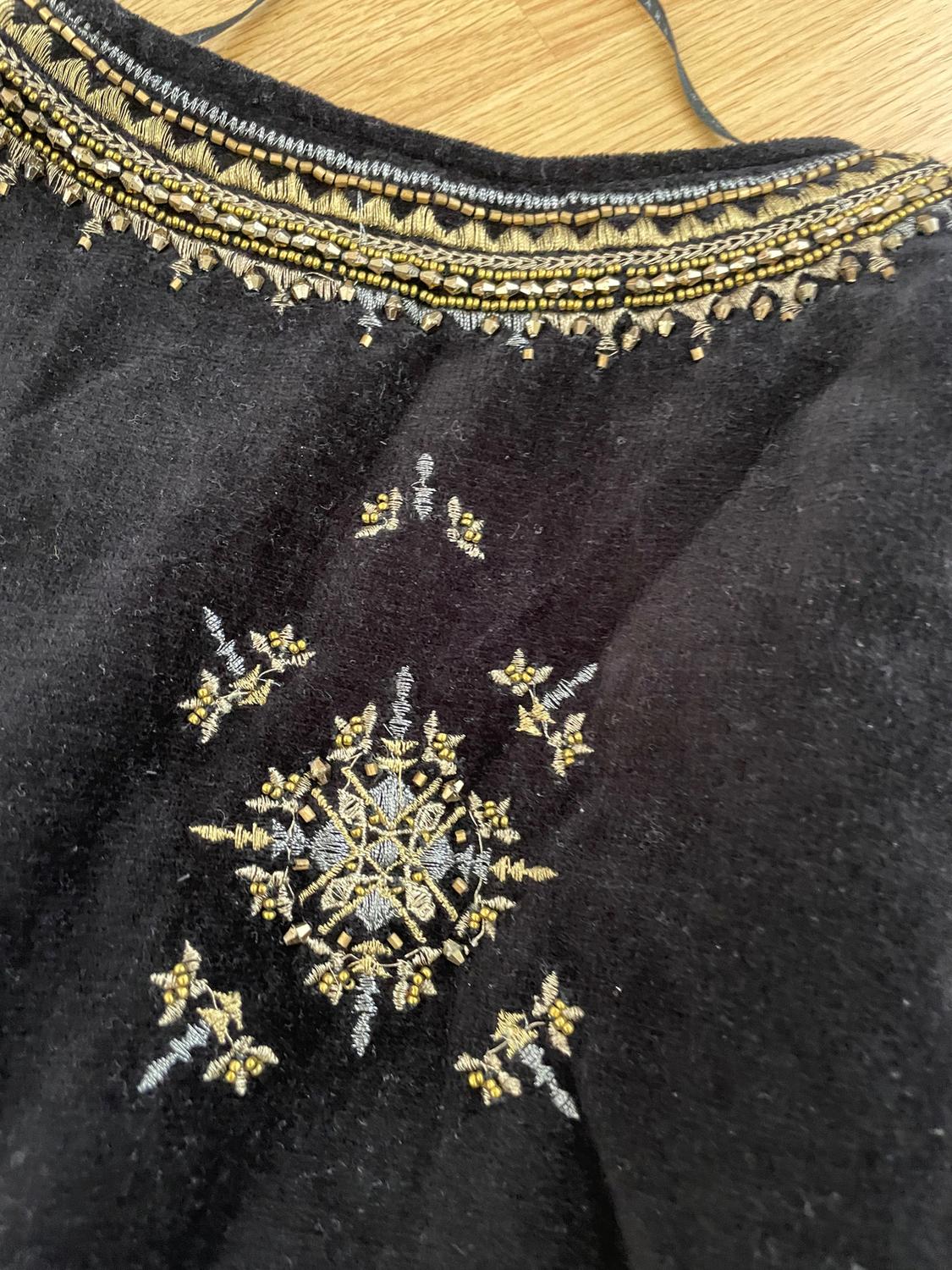 EMBROIDERED VELVET WAISTCOAT - Image 4