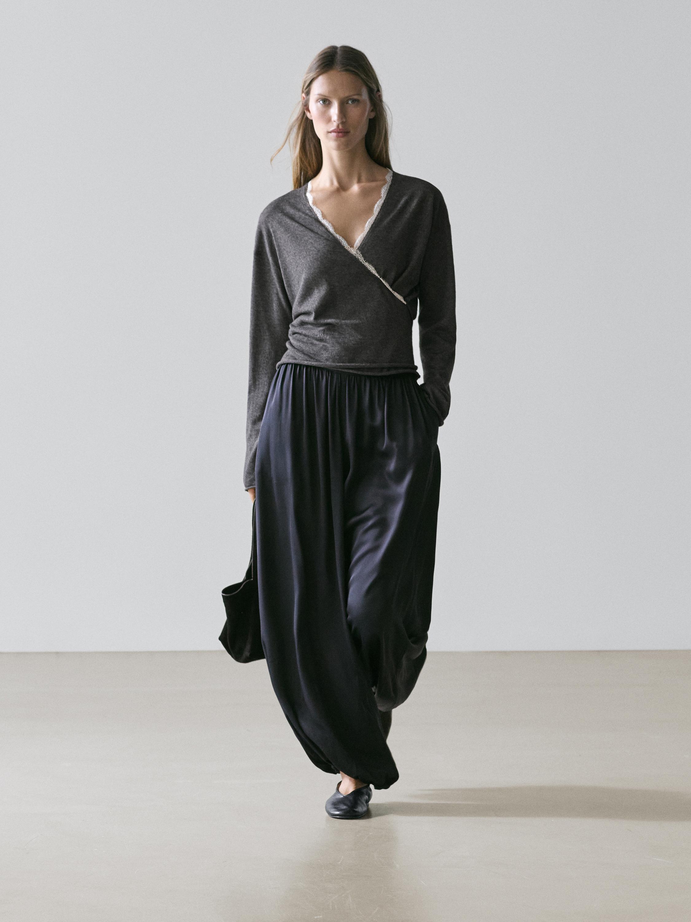 Cardigan en maille croisée avec détails dentelle