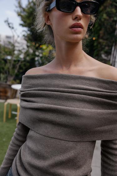GATHERED STRAPLESS KNIT TOP - Taupe grey by Zara