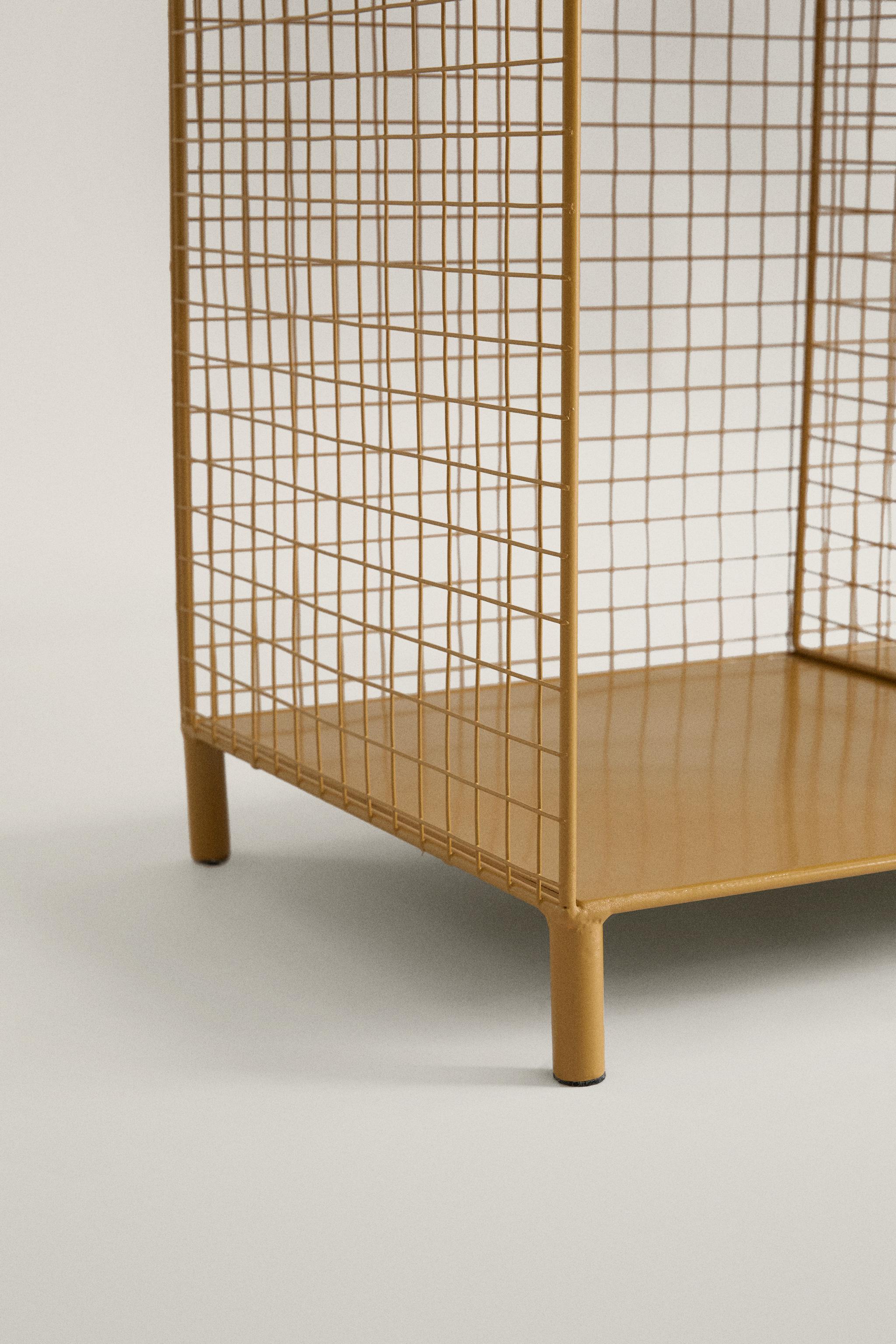 KIDS' HORIZONTAL METAL SHELF