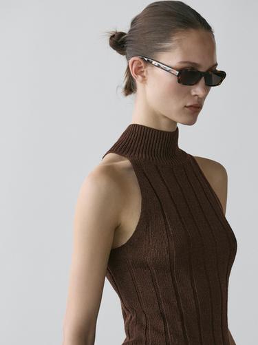 Top à emmanchures  américaines en coton mélangé - Chocolat de Zara