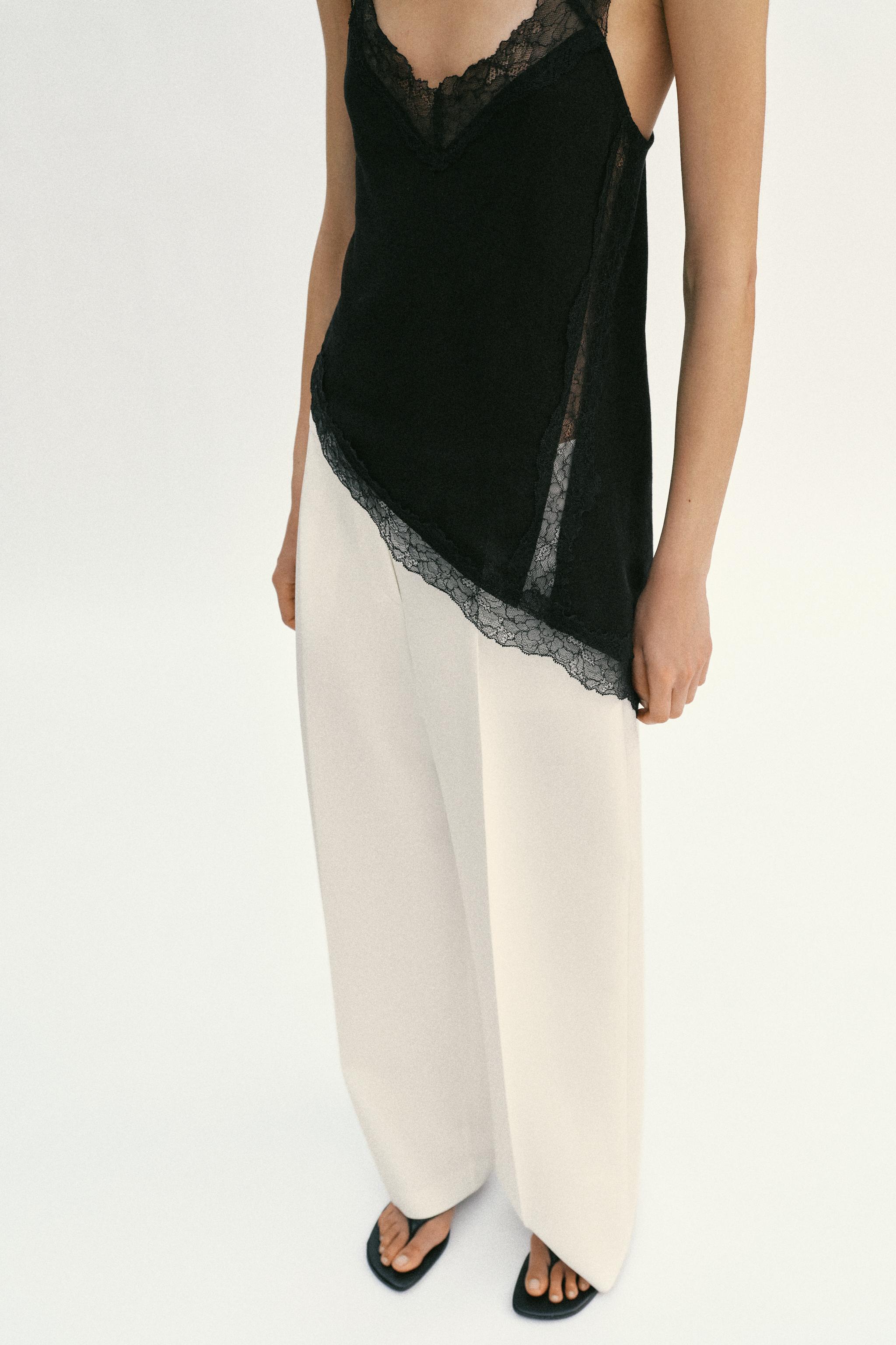 TOP RUSTIQUE ASYMÉTRIQUE DENTELLE