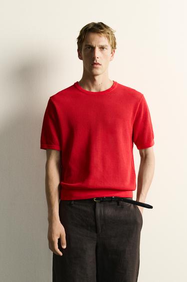 CAMISETA PUNTO ESTRUTURA CALADOS - Vermello de Zara