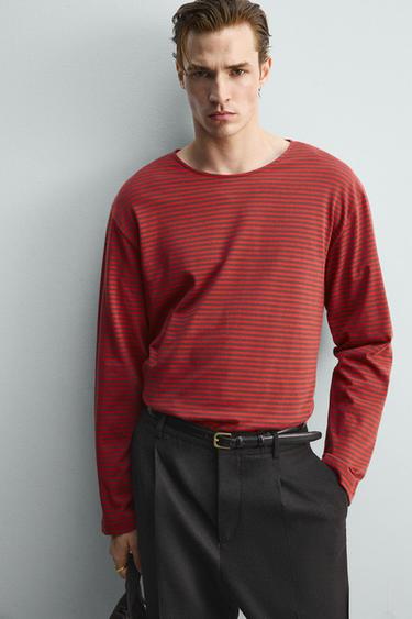CAMISETA JACQUARD RAYAS LIMITED EDITION - Rojo de Zara