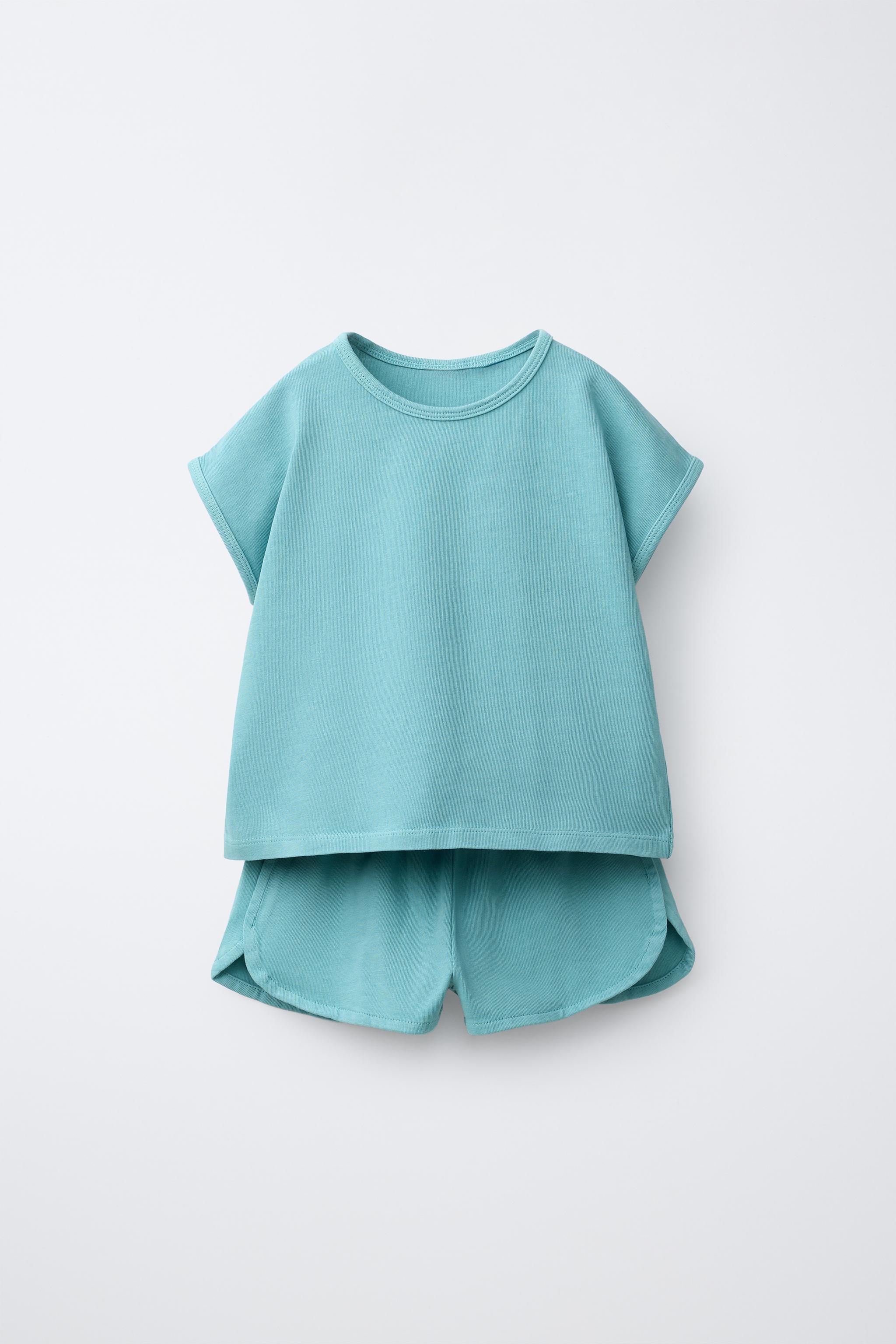 SOLID T-SHIRT AND BERMUDA SET