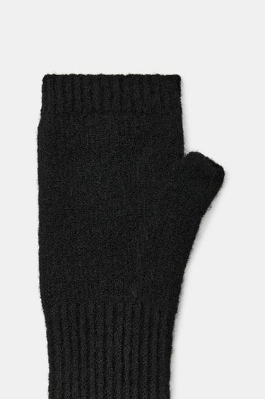LONG KNIT MITTENS - Black by Zara