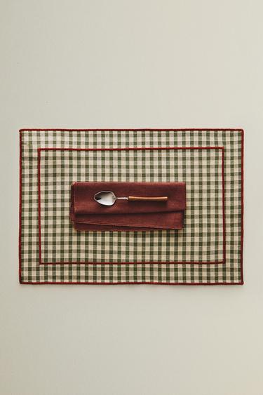 KARIERTES TISCHSET MIT NÄHTEN - Grün von Zara