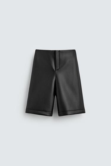 QUẦN SHORT BERMUDA DÁNG DÀI GIẢ DA HARRY LAMBERT FOR ZARA X DISNEY - Màu đen từ Zara