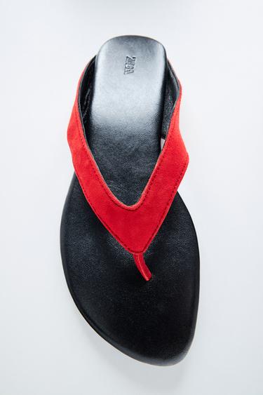 SANDAL RATA KULIT - Merah dari Zara