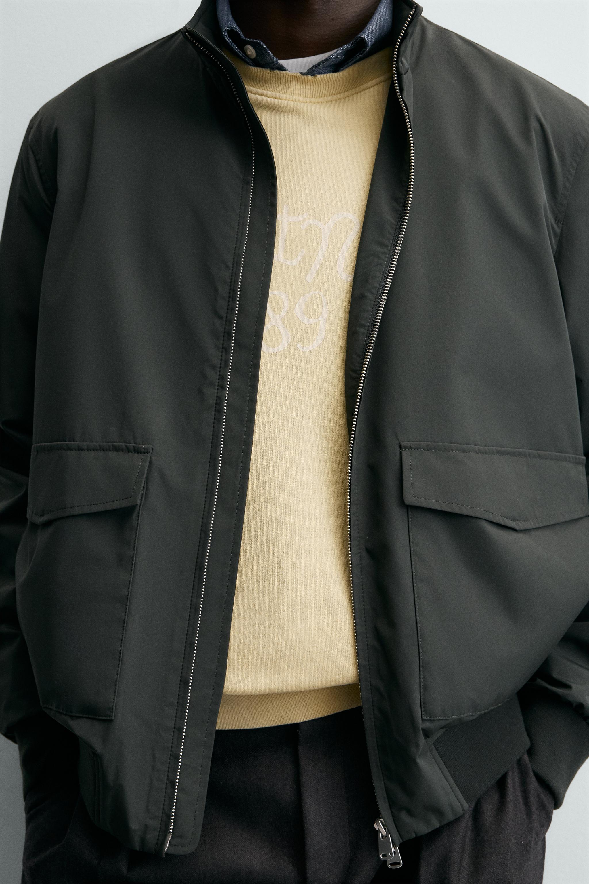 LIGHTWEIGHT WATER REPELLENT JACKET