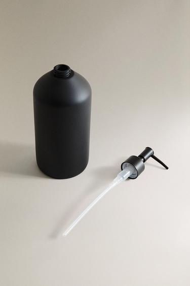 BLACK RESIN SOAP DISPENSER - Black by Zara - Image 2
