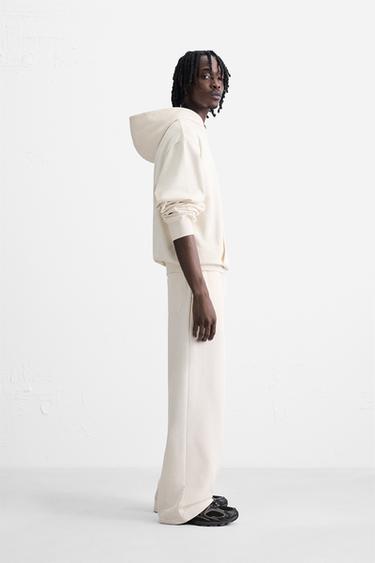 SWEAT À CAPUCHE BASIQUE - Blanc cassé de Zara - Image 3