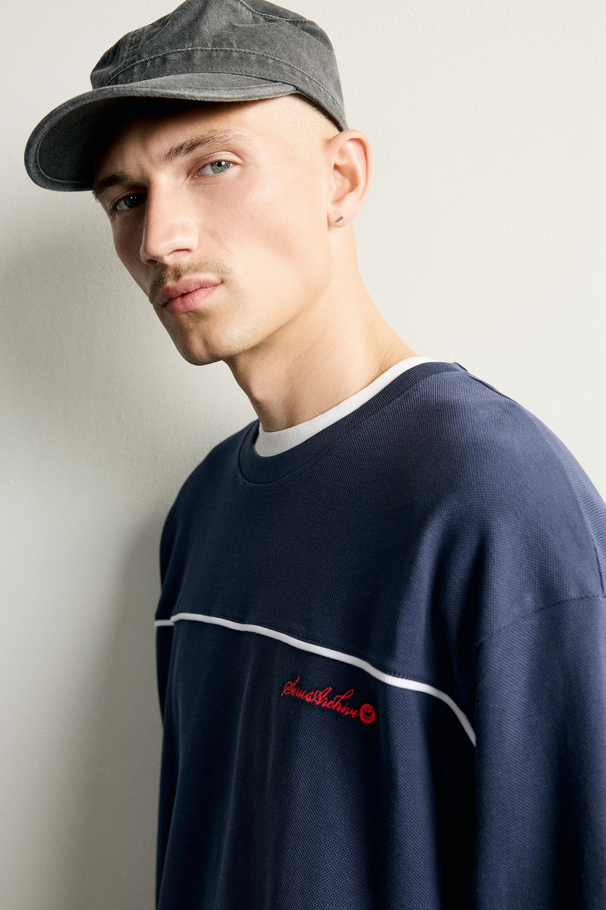 Zara KONTRAST DETAYLI DOKULU İŞLEMELİ SWEATSHIRT görsel 6