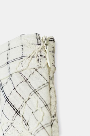 JUPE À CARREAUX BRODÉS AVEC LACETS - Blanc / Noir de Zara - Image 10